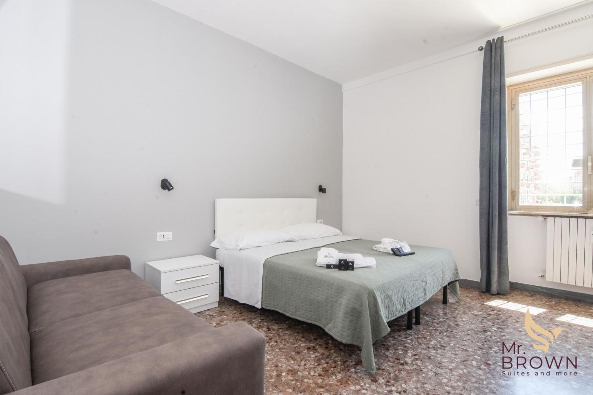 Mrbrown - Pincherle Affittacamere Roma